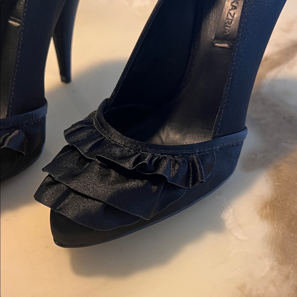 BCBGMaxAzria Black Ruffled Heels - Picture 4 of 7